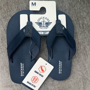 Navy Dockers boys flip flops. Size 13-1.
